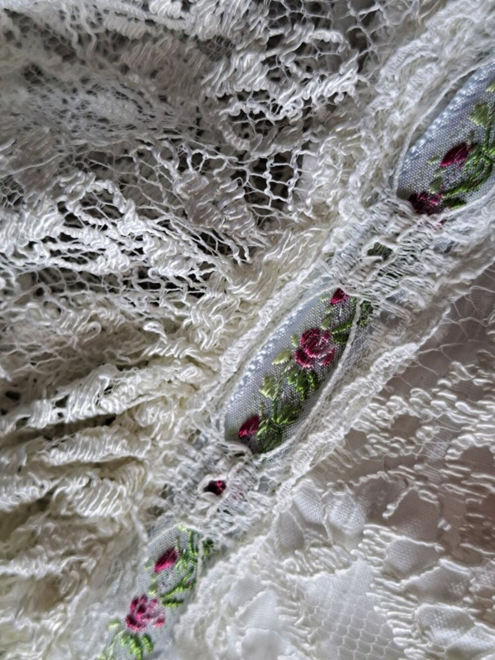 Vintage 1970's Ivory Lace Dress Bell Lace Sleeves Floral Size Small Cottage RARE - Picture 15 of 16
